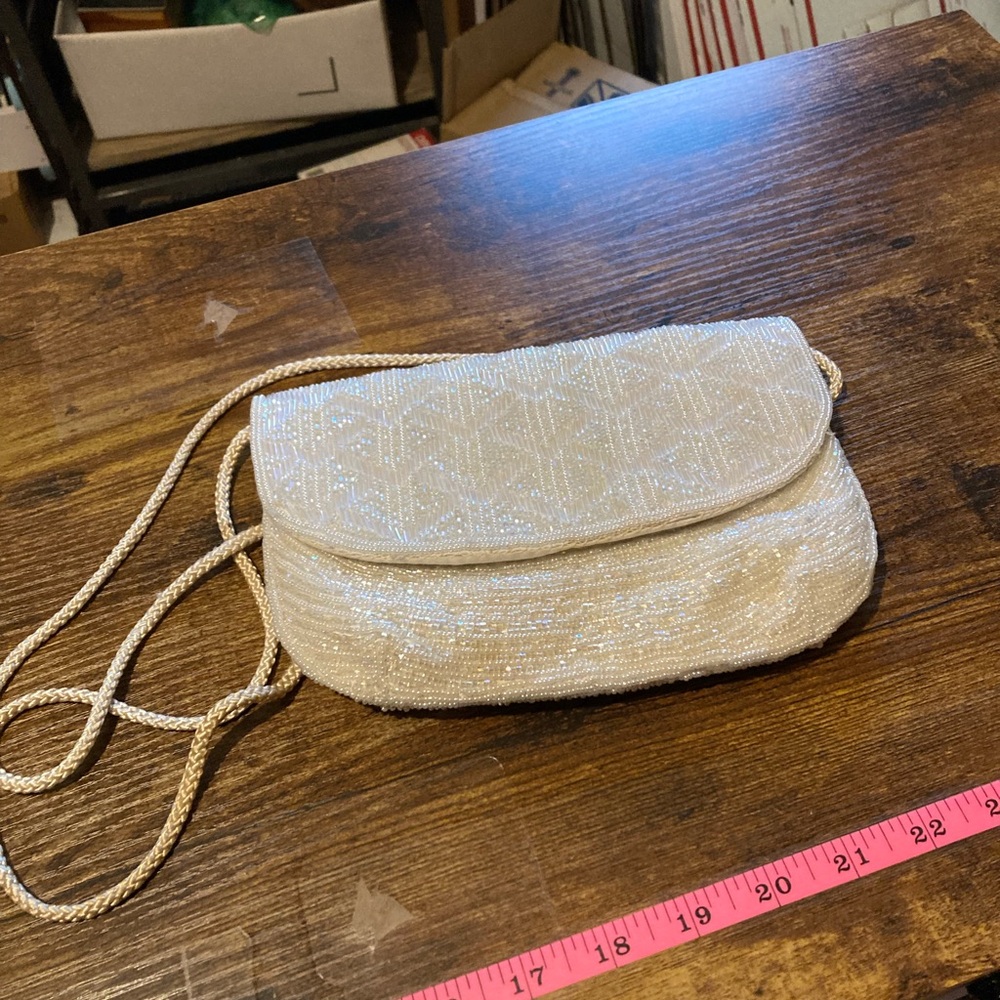 Vintage white beaded Evening bag by Towanny